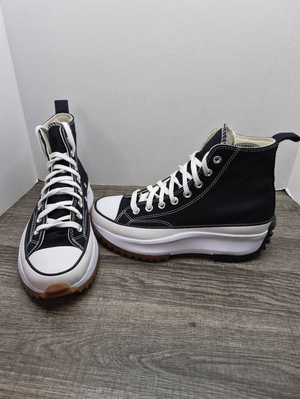 Converse Run Star Hike Chunky Platform High Top Women's Size 8 Sneakers Shoes